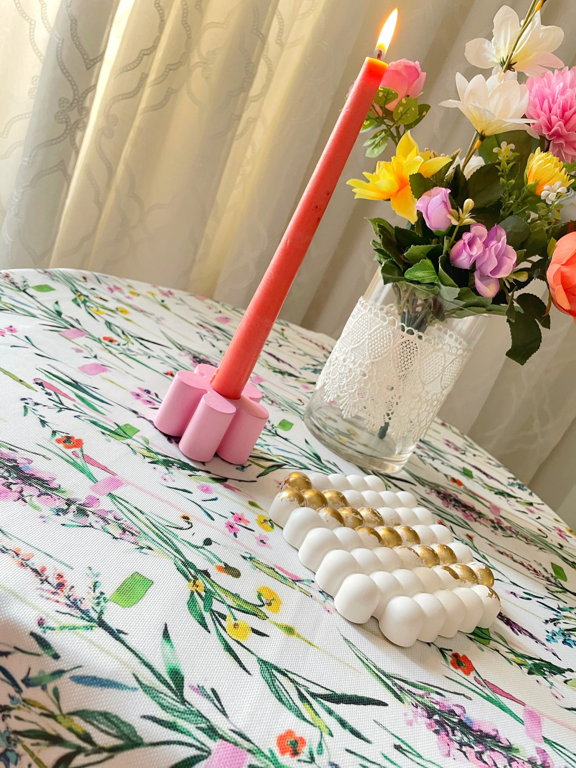 Anastasia_Tablecloth_2