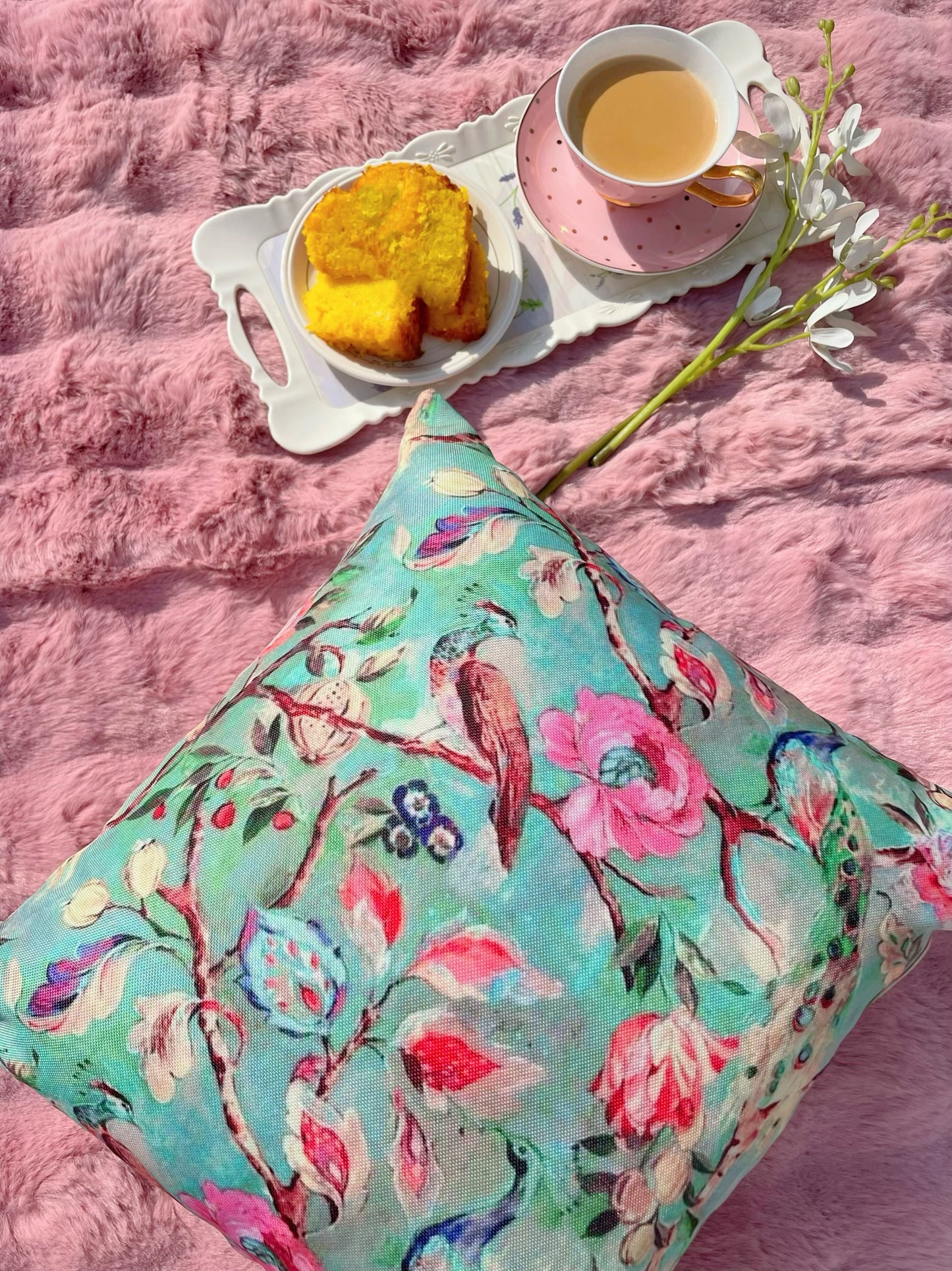 Aqua Garden Makeup Pouch