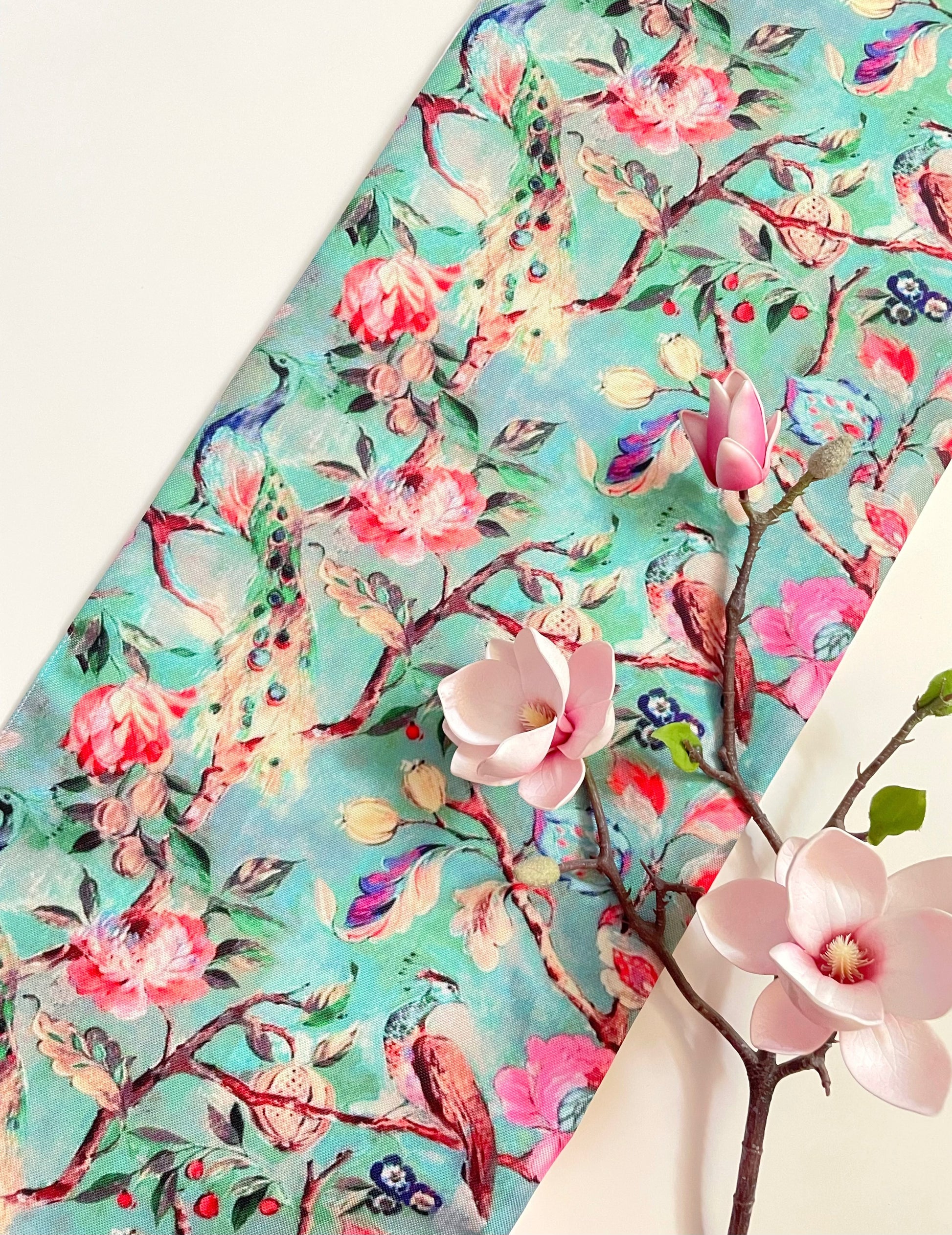 Aqua_Garden_Table_Runner