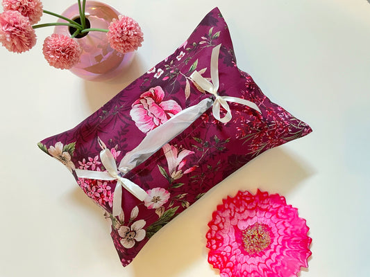 Cranberry Tissue Box Cover