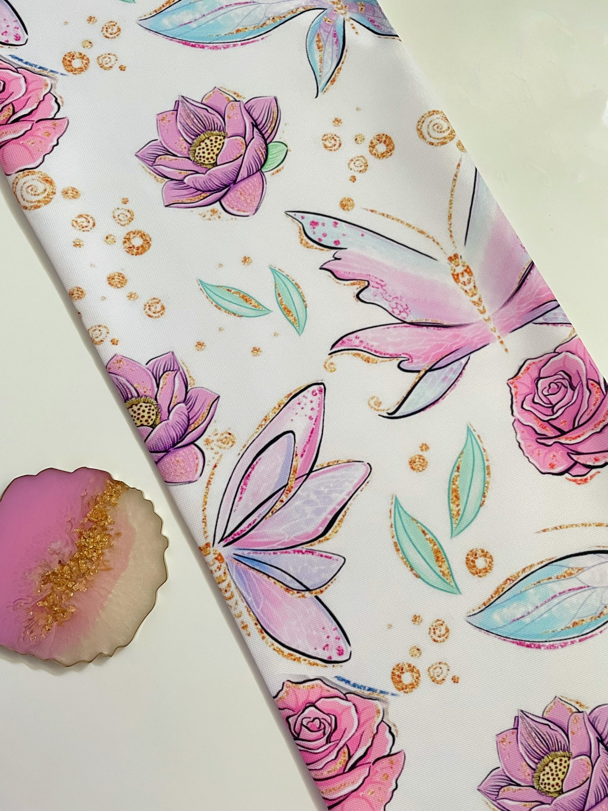 Flutterflies_Table_Runner