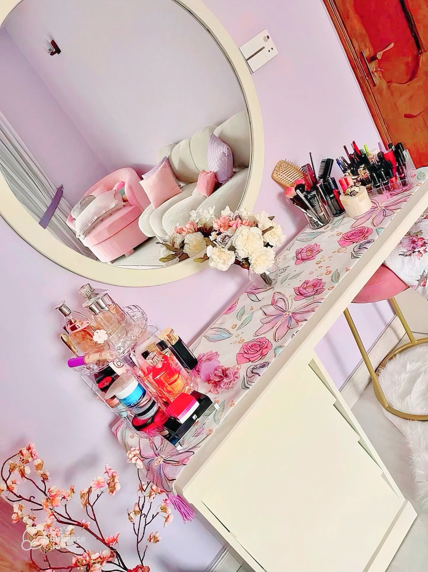 Flutterflies Table Runner