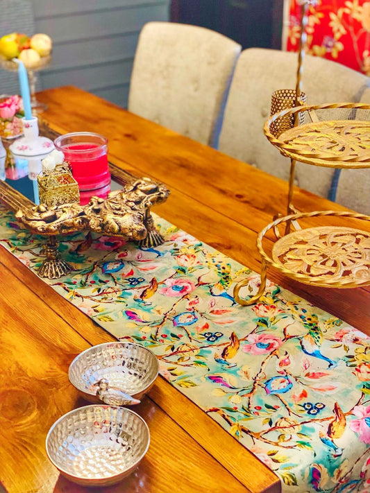 Green Garden Table Runner