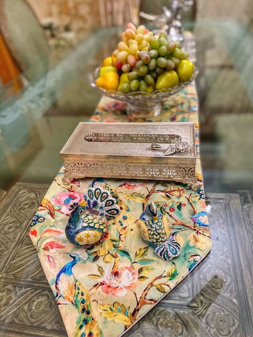 Green Garden Table Runner