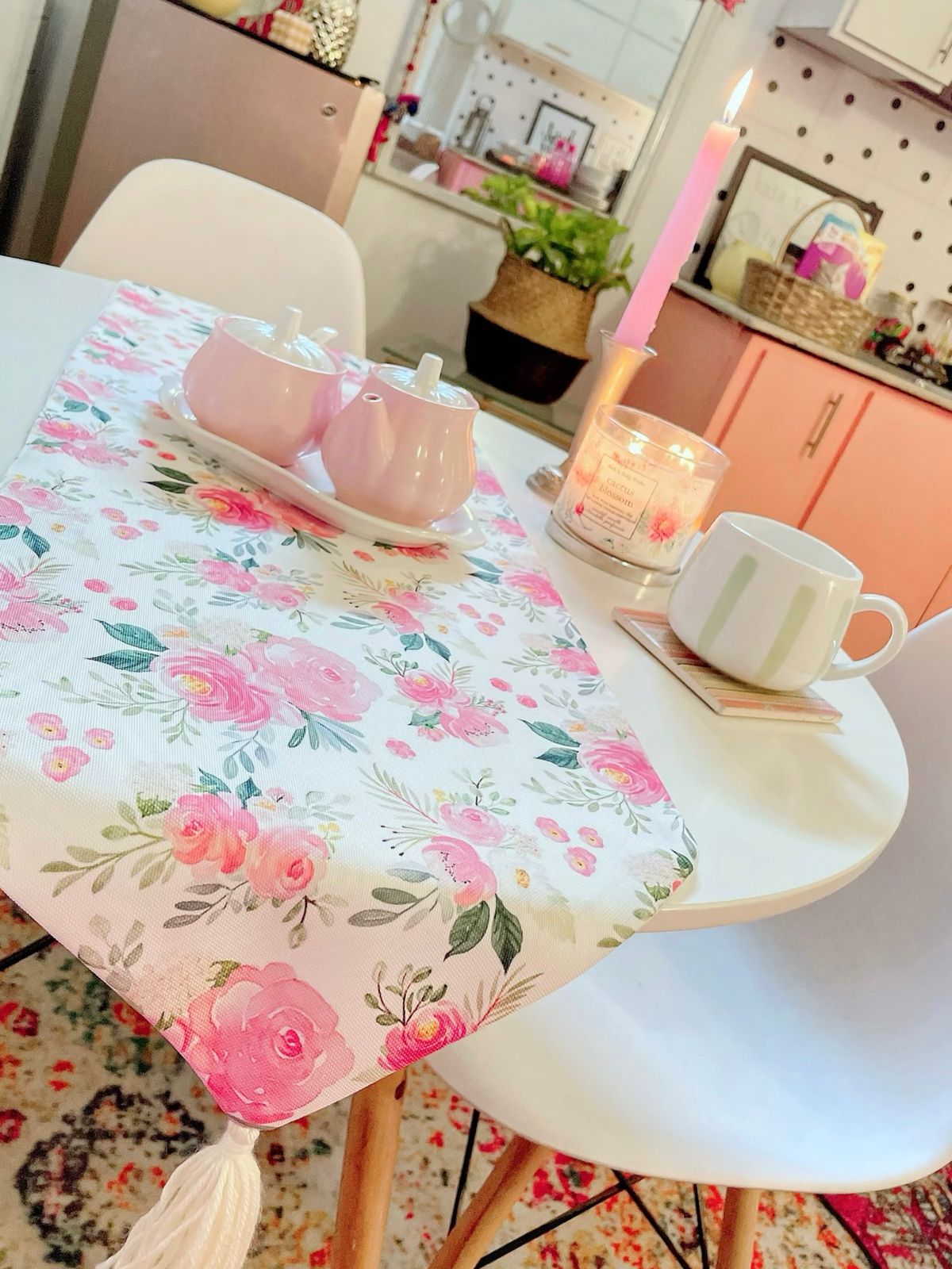 Hana Table Runner