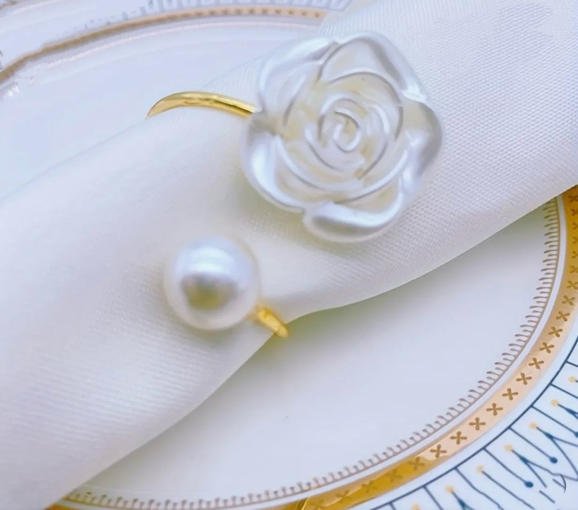 Napkin Ring (White Rose)