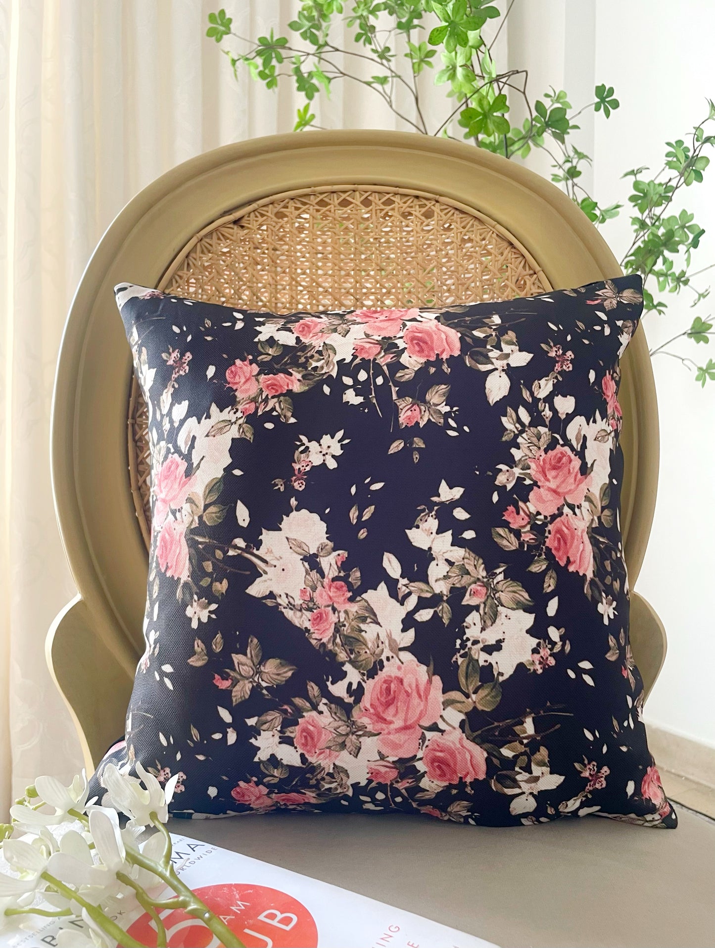Midnight_Roses_Cushion