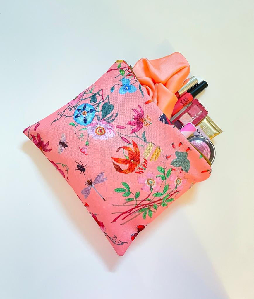 Peachy Keen Makeup Pouch