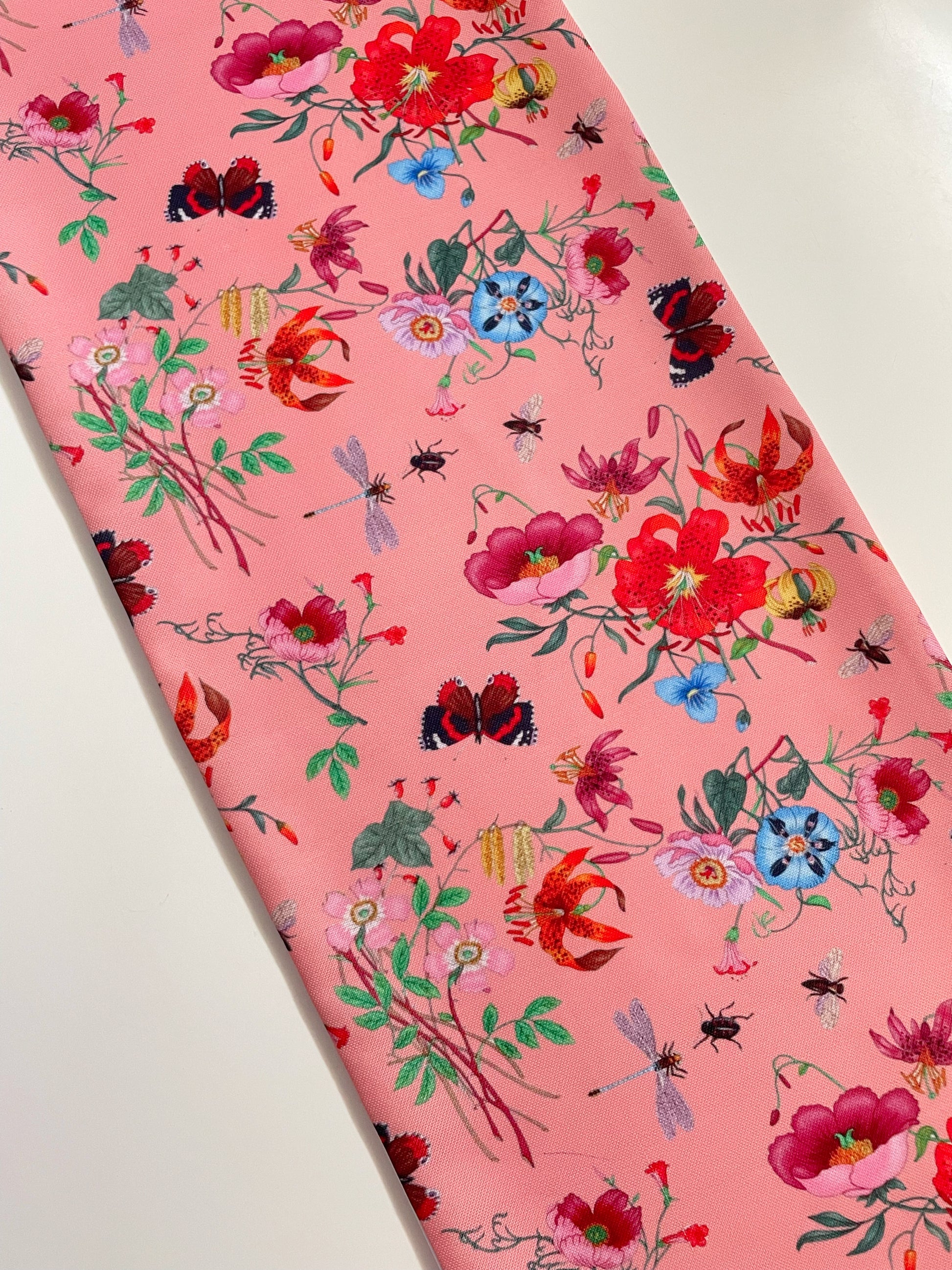 Peachy Pink Table Runner