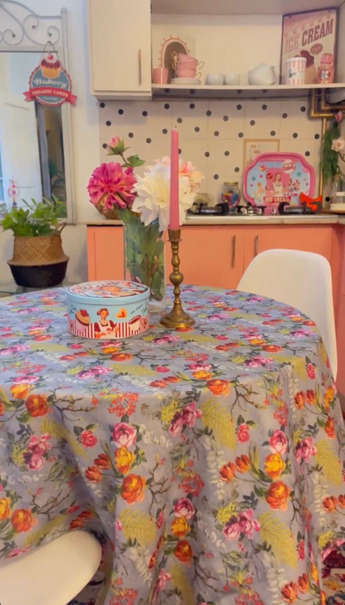Penelope_Tablecloth