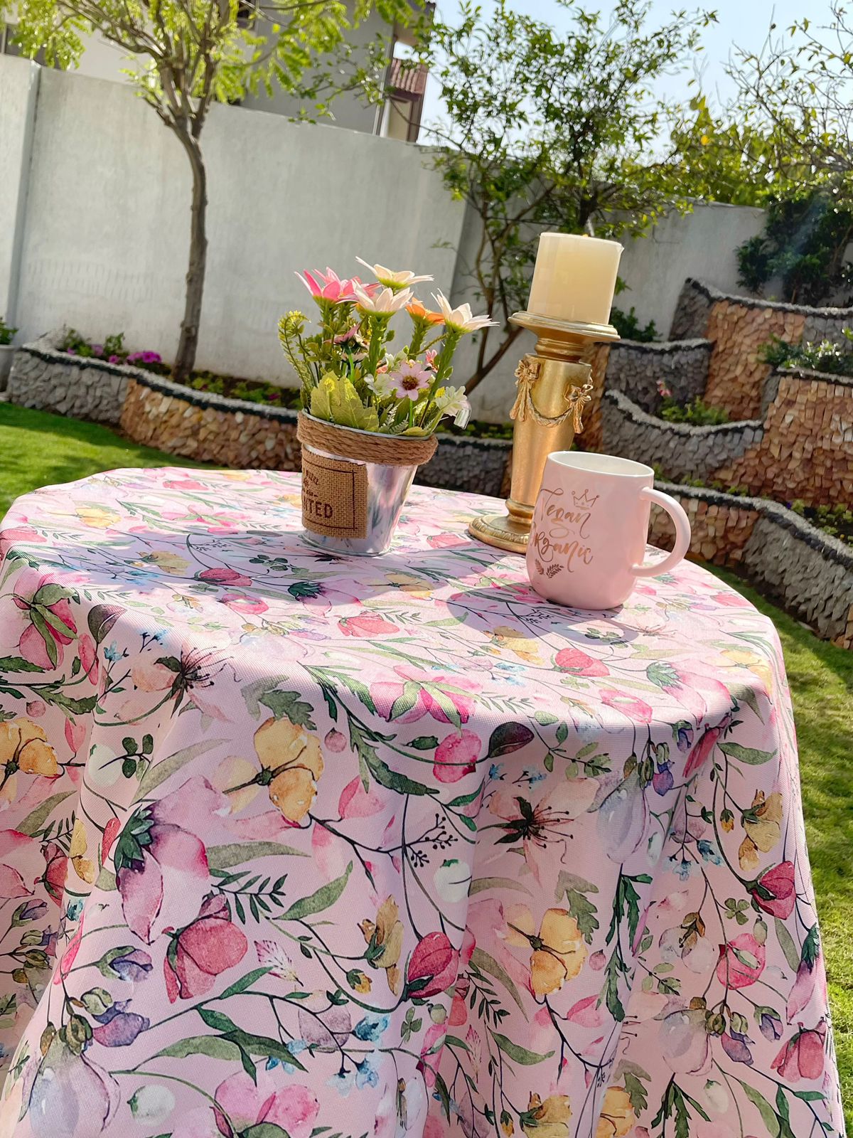 Pink_Bliss_Tablecloth