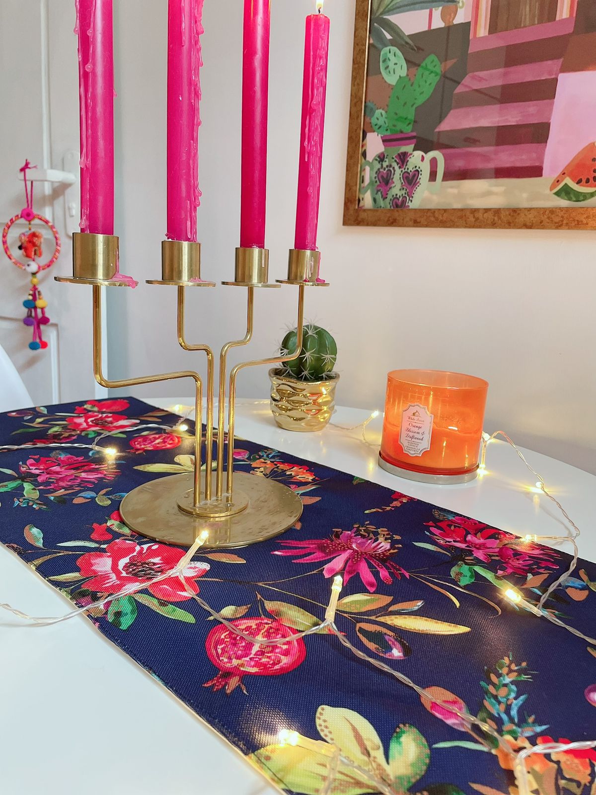 Pretty Petals Table Runner