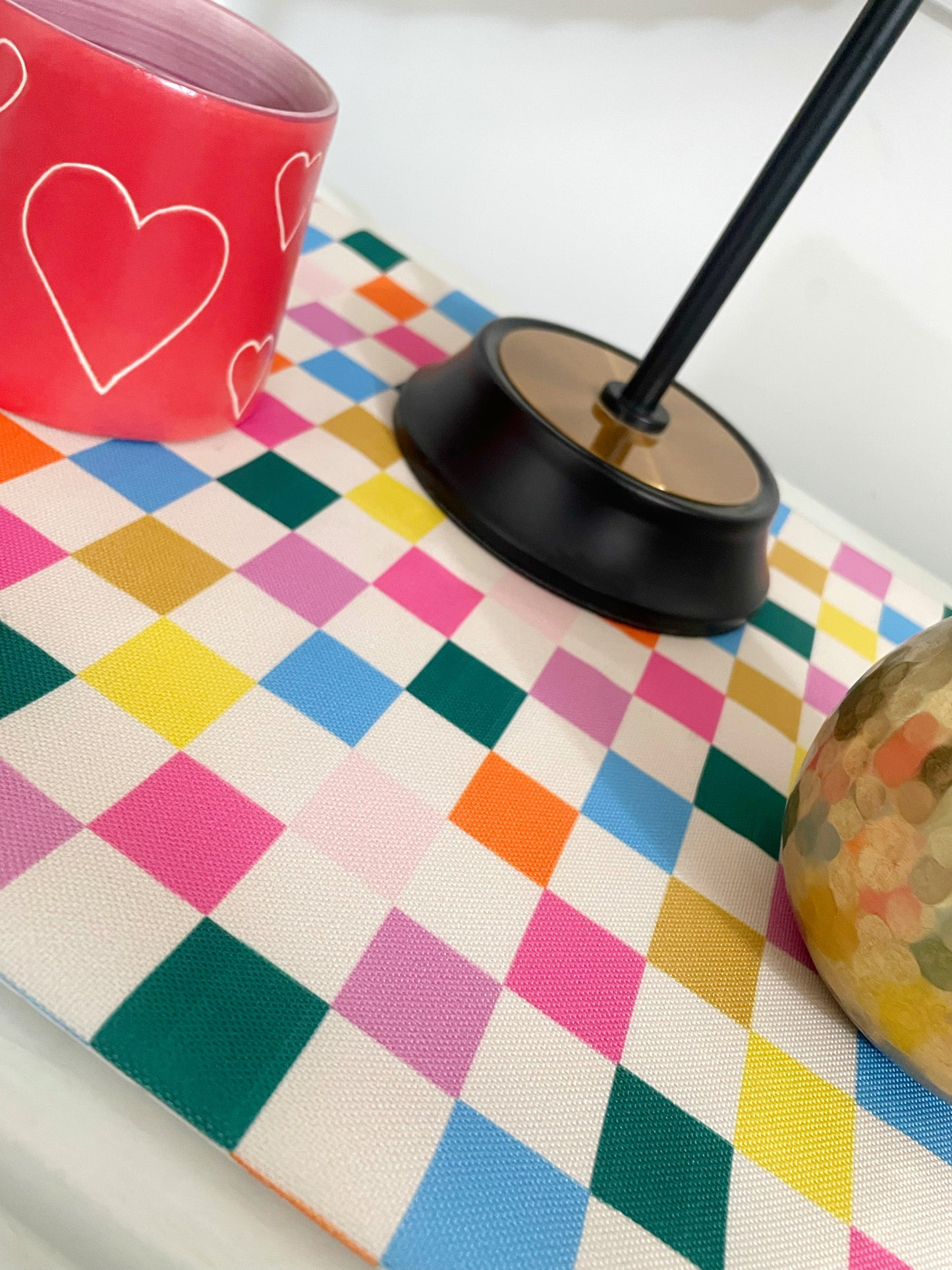Retro_Table_Mat