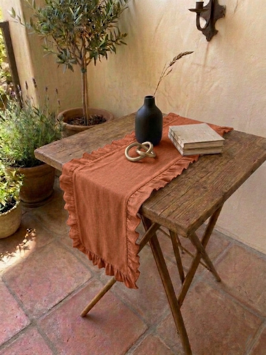 Ruffle Table Runner (Rust)