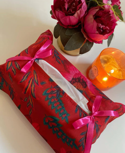Scarlet Tissue Box Cover