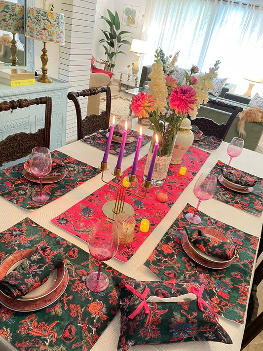 Spring Love Secret Garden Table Linen Set