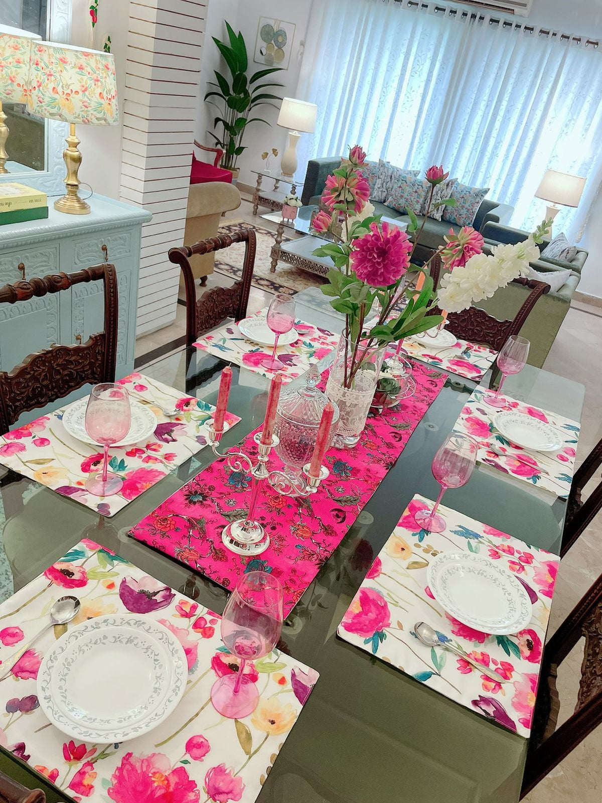 Spring Love Shimmer Table Linen Set