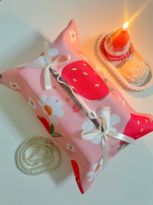 Strawberry Crush Tissue Box Cover