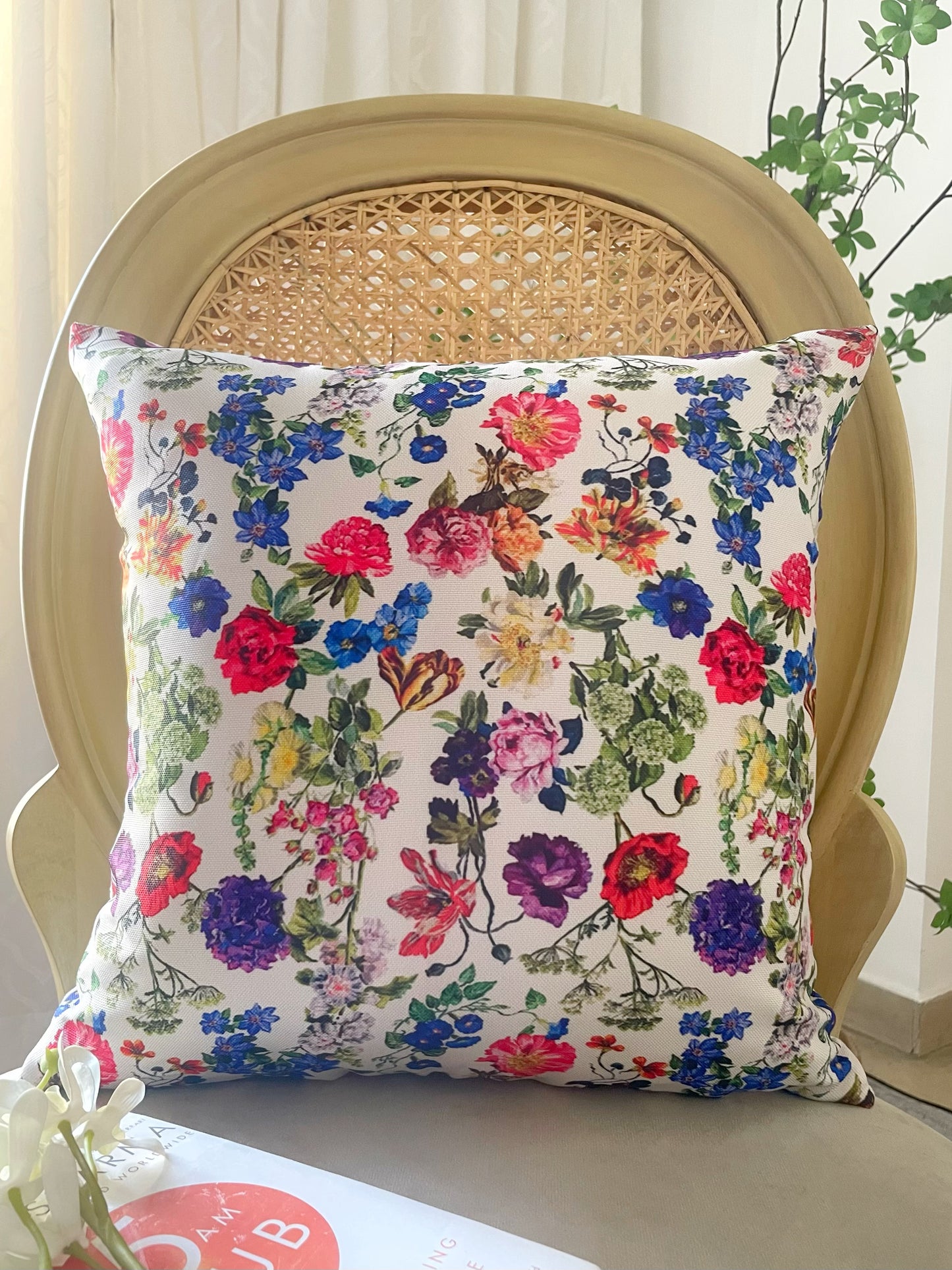 White Delight Cushion