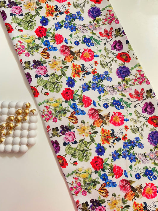 White Delight Table Runner