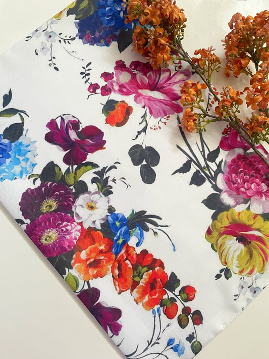Amelia_Table_Mat