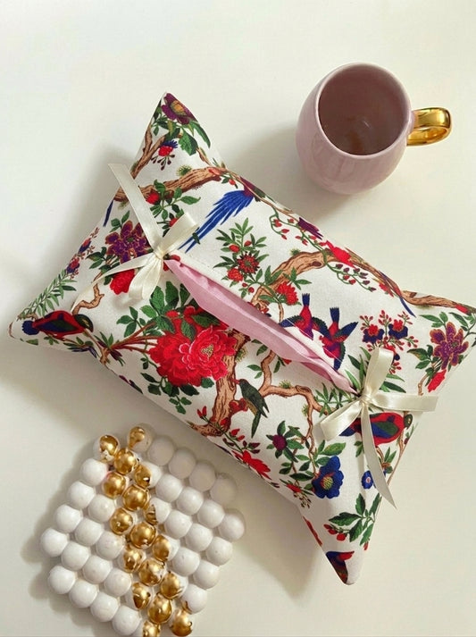 Birdie White Tissue Box Cover