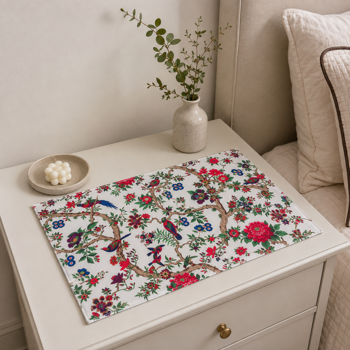 Birdie White Table Mat