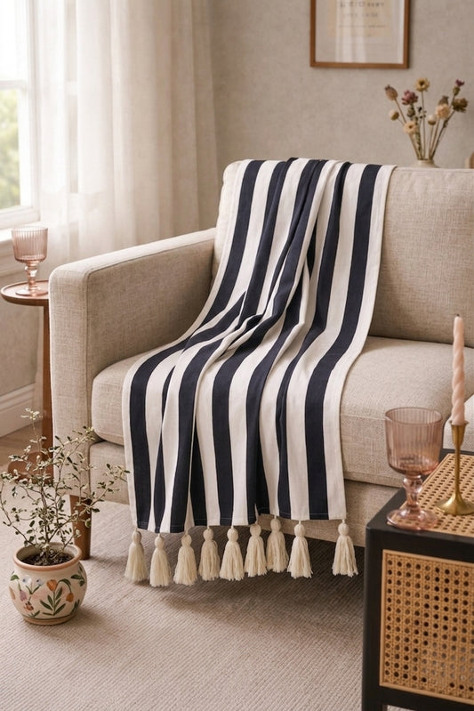 Black Blend Throw Blanket
