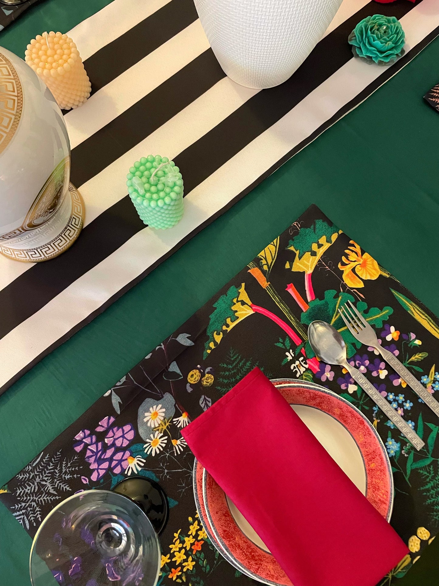 Black Blend - Black Safari Table Linen Set