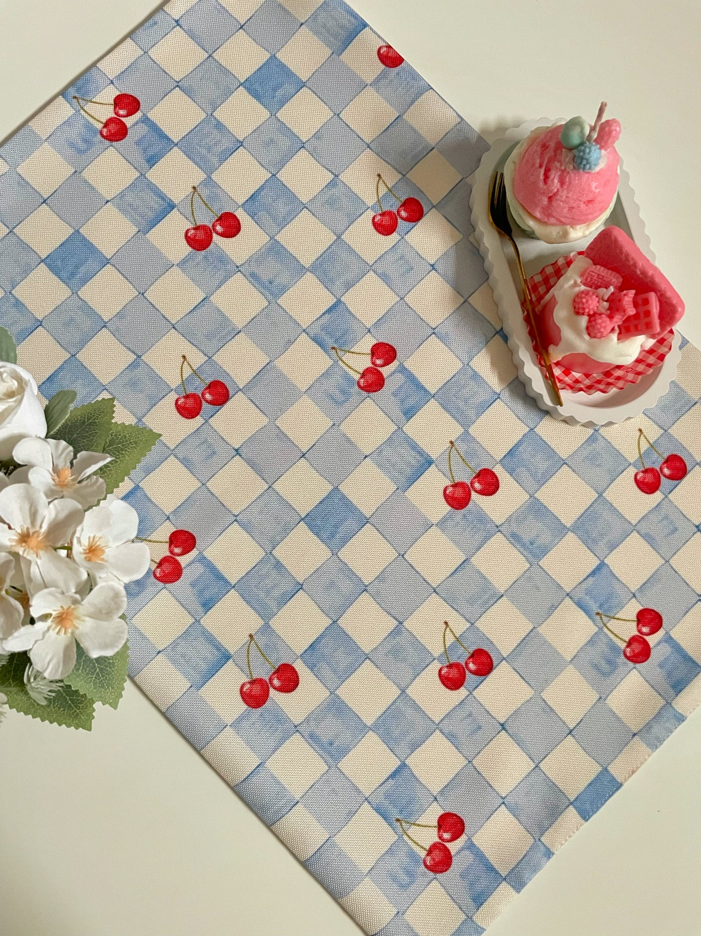 Cherry Fields Table Mat