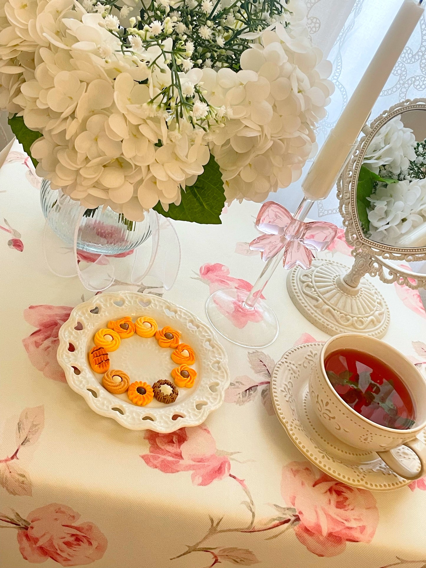 Cottage Blush Tablecloth