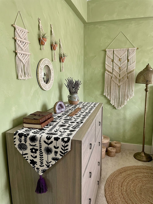 Fiona Table Runner
