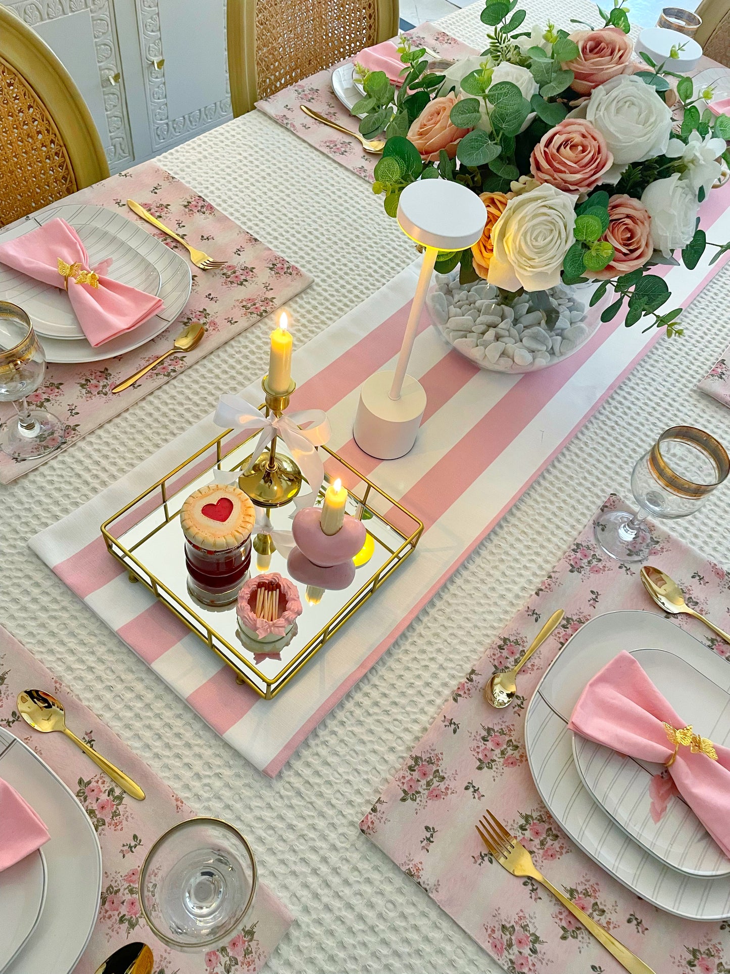 Grace - Vintage Rose Table Linen Set