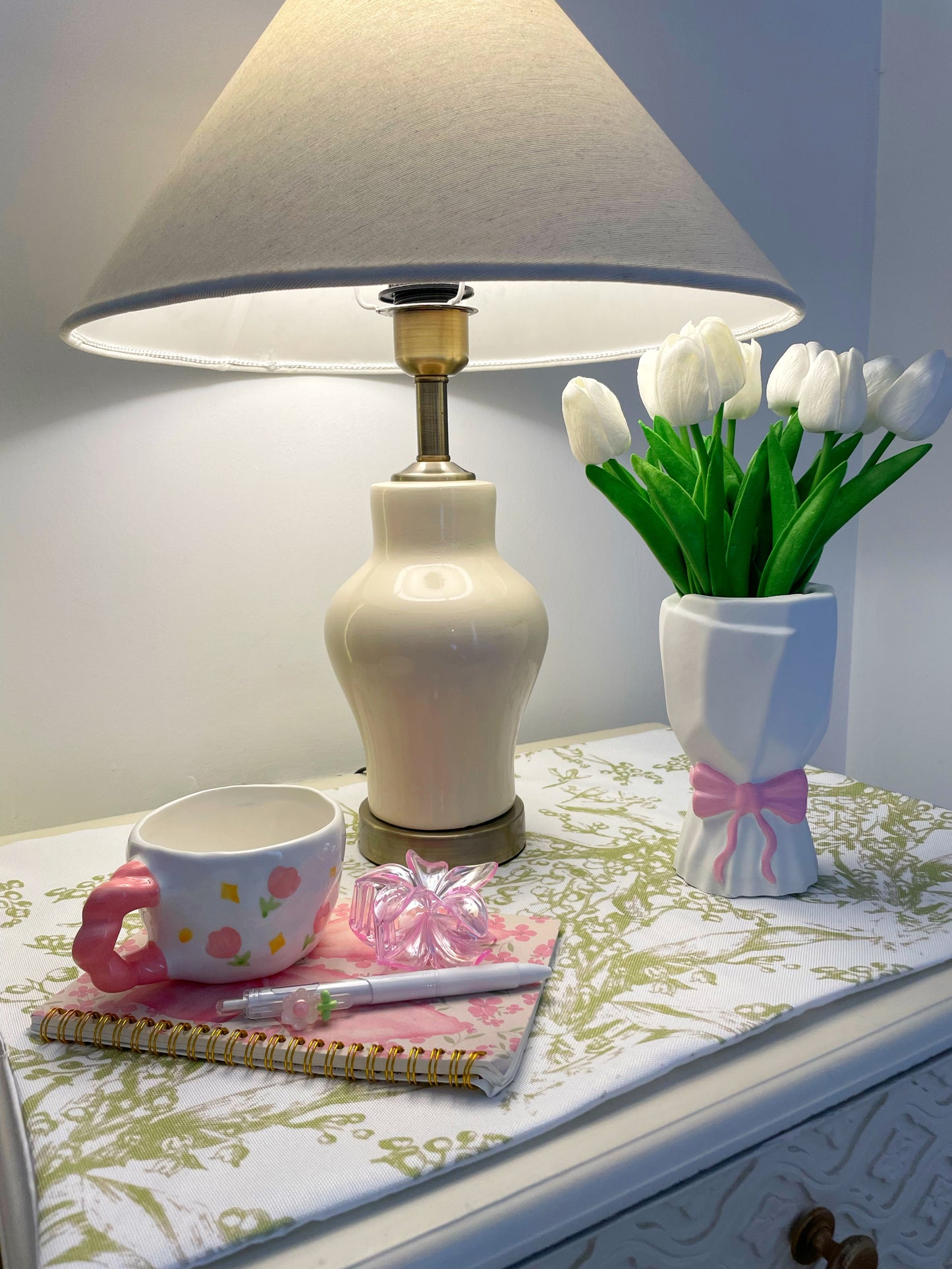 Green Whisper Table Mat