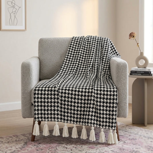 Houndstooth Throw Blanket