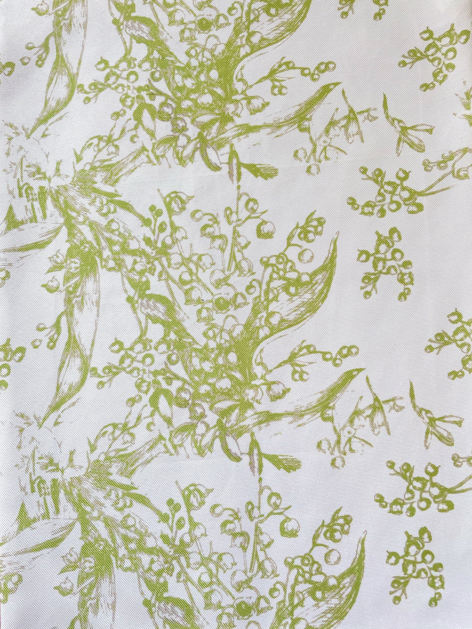 Floral pattern with green leaves on a white background