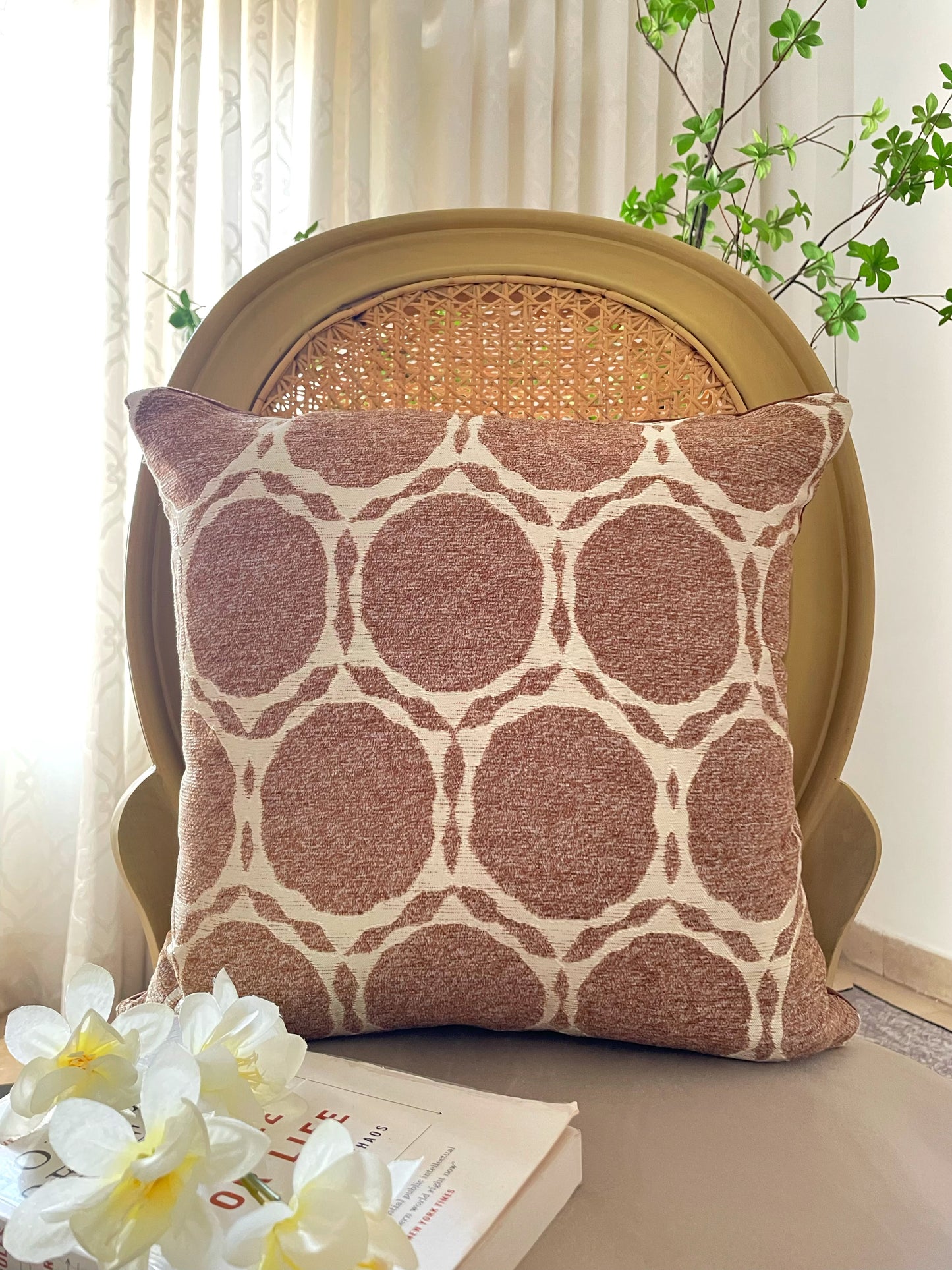 Jacquard Cushion (Beige)