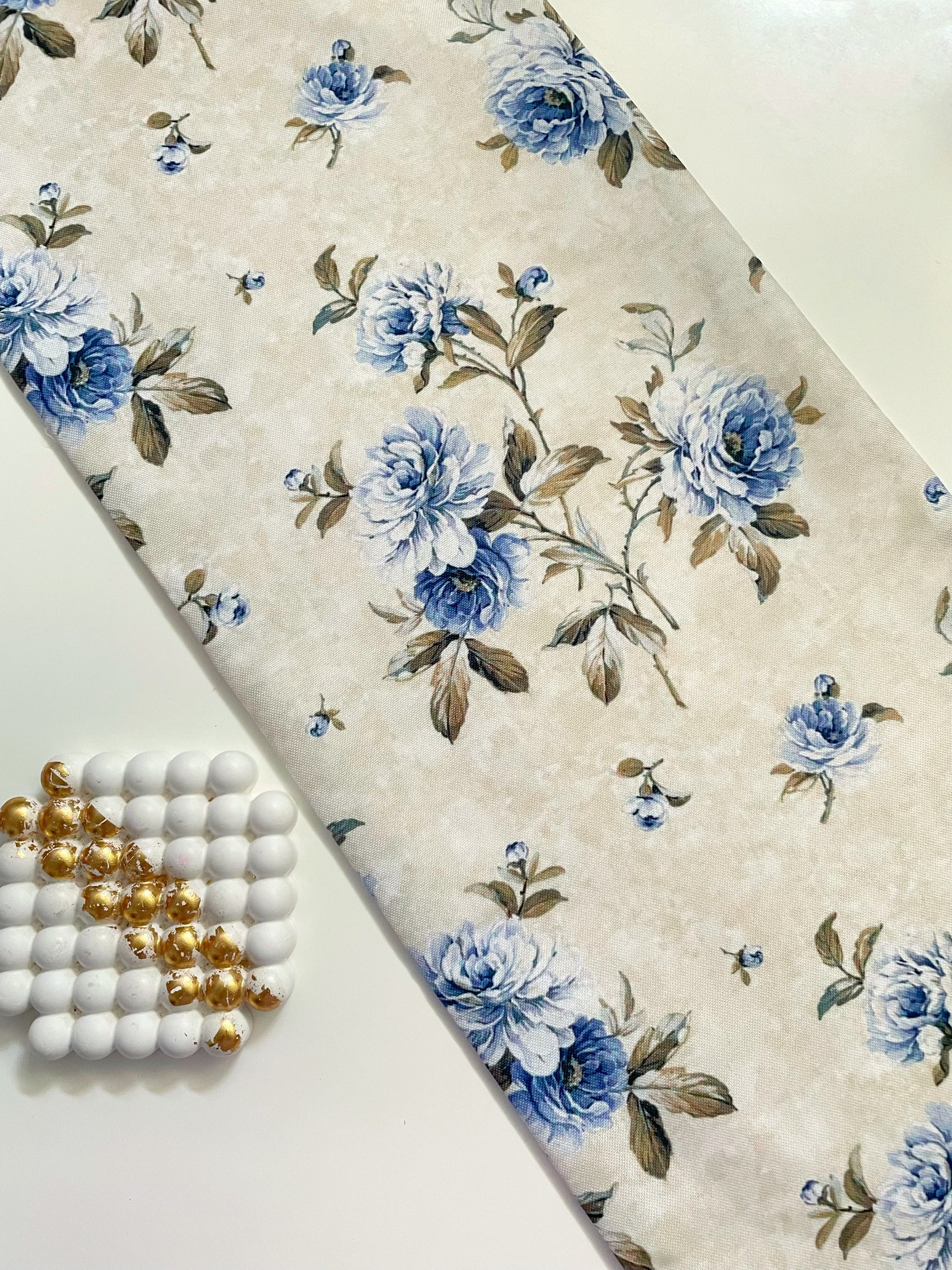 Maya_Table_Runner