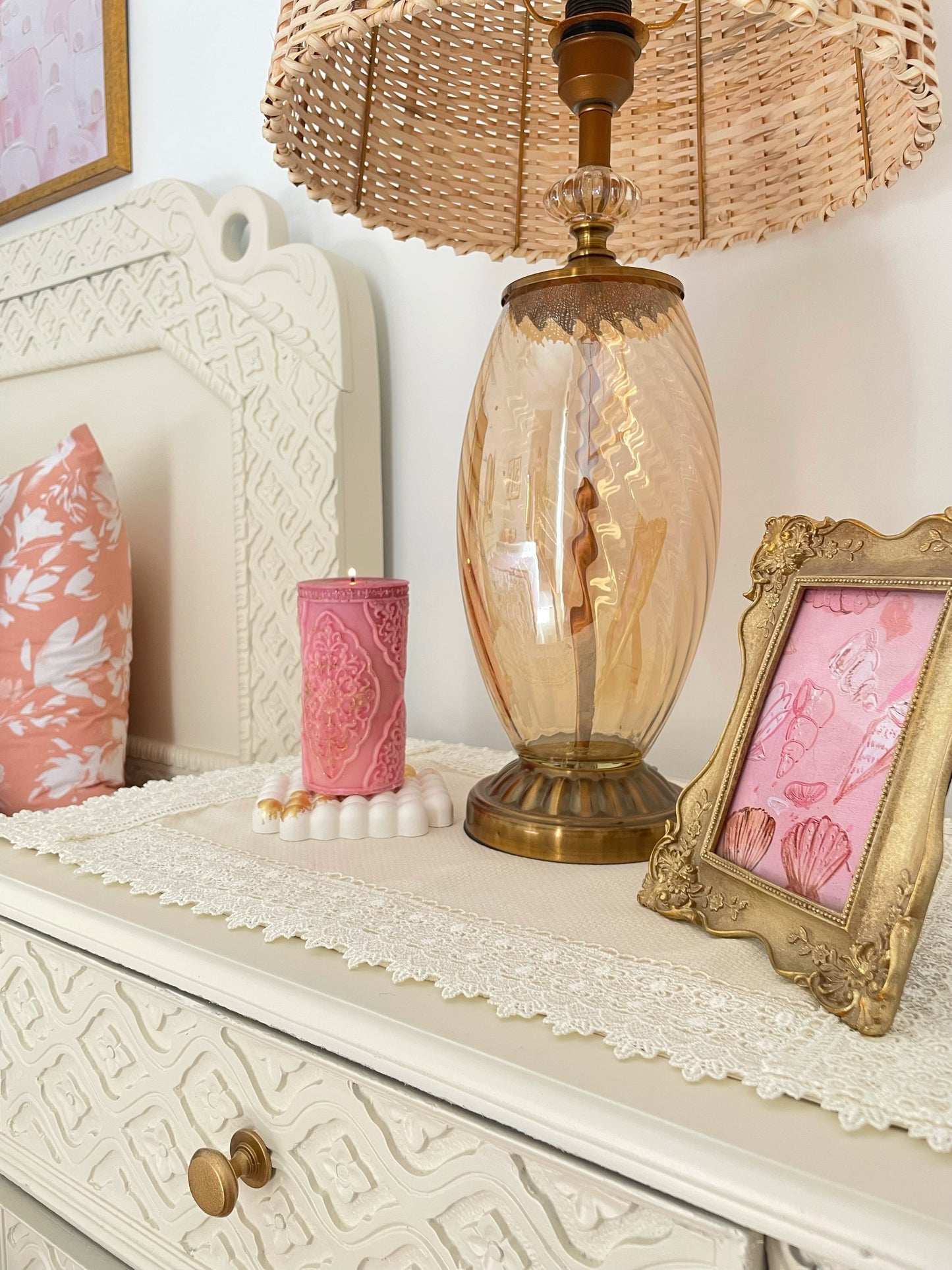 Off-white Table Mat with Crochet Lace