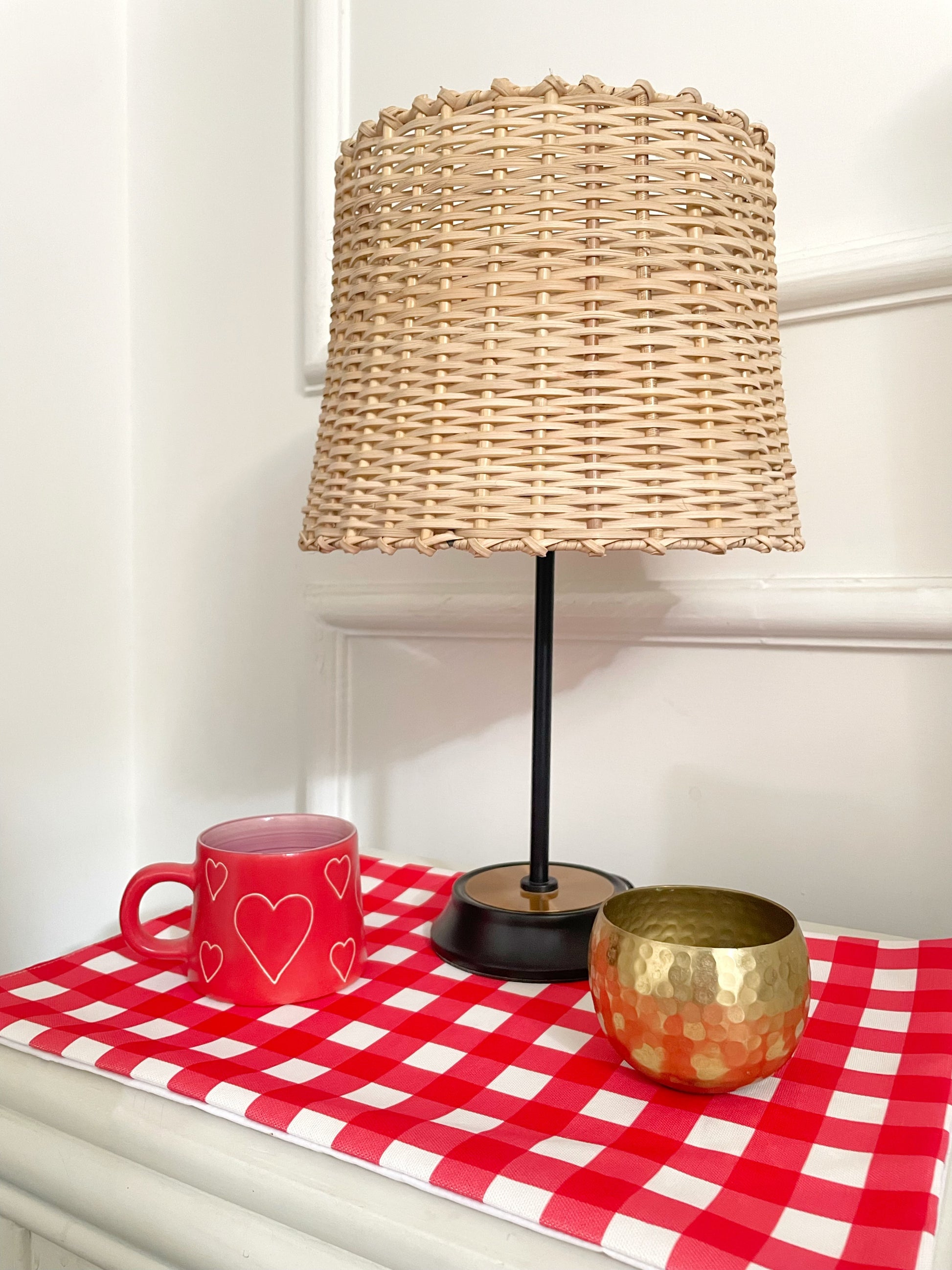 Redwood_Table_Mat