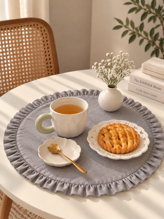 Round Ruffle Table Mat (Gray)