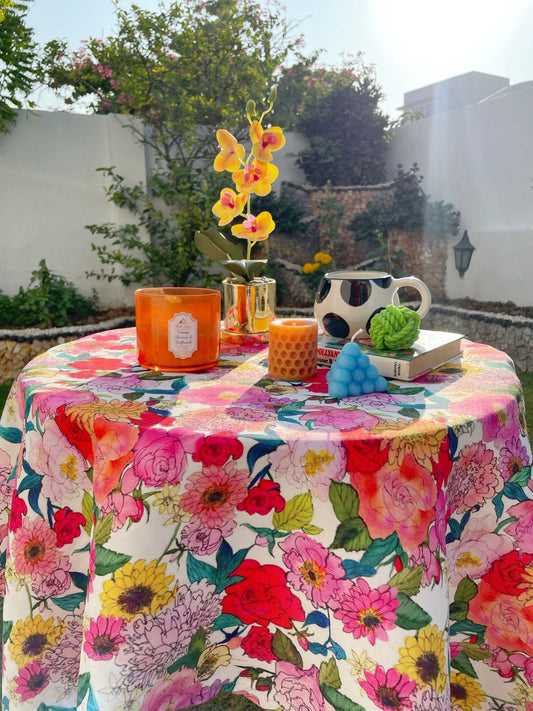 Splashy_Tablecloth